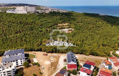 Merkezi Konumda Full Deniz Manzaralı Satılık Fırsat Villa 