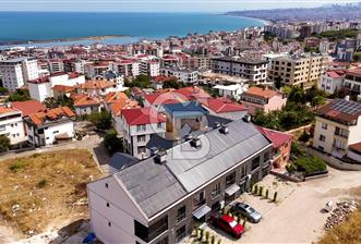 Fırsat Tripleks Merkezi Konumda Asansörlü Villa