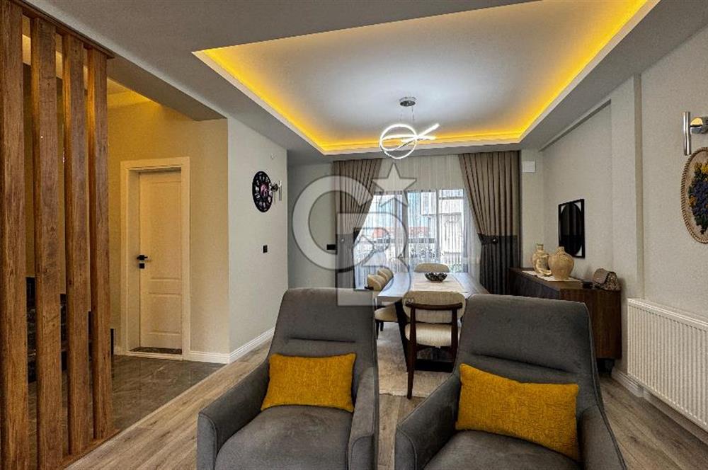 Merkezi Konumda Full Deniz Manzaralı Satılık Fırsat Villa 