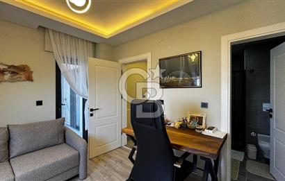 Merkezi Konumda Full Deniz Manzaralı Satılık Fırsat Villa 