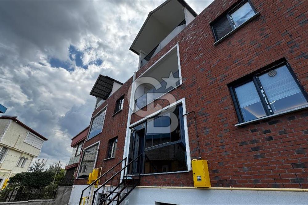 Merkezi Konumda Full Deniz Manzaralı Satılık Fırsat Villa 