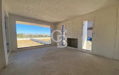GÖLBAŞI HACILAR'DA 1750 M2 ARSA ÜZERİNDE MÜSTAKİL 5+1 LÜKS VİLLA