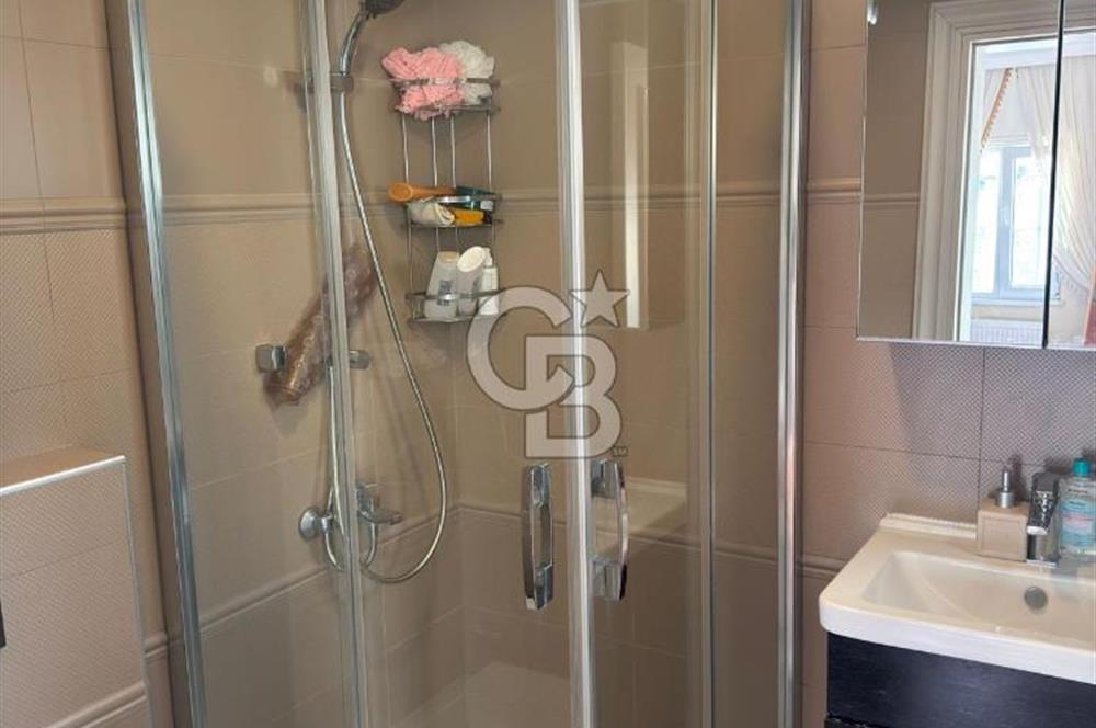 İçerenköy de sitede 3+1 ebeveyn banyolu kiralık
