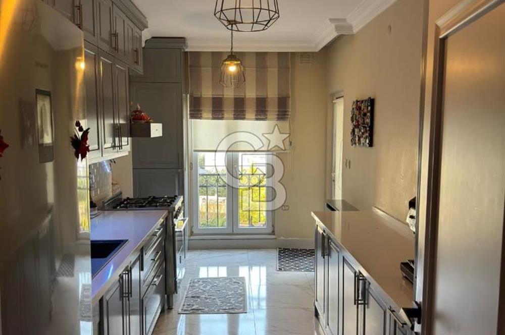 İçerenköy de sitede 3+1 ebeveyn banyolu kiralık