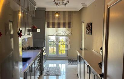 İçerenköy de sitede 3+1 ebeveyn banyolu kiralık