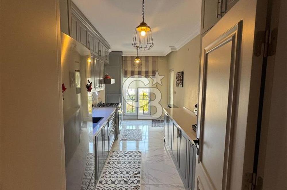 İçerenköy de sitede 3+1 ebeveyn banyolu kiralık