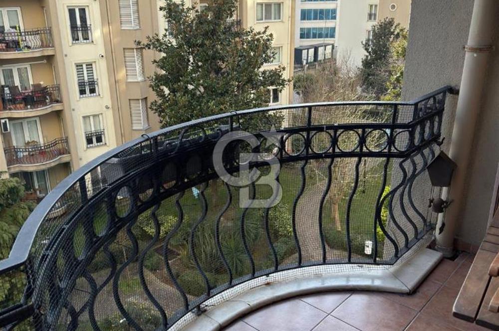 İçerenköy de sitede 3+1 ebeveyn banyolu kiralık