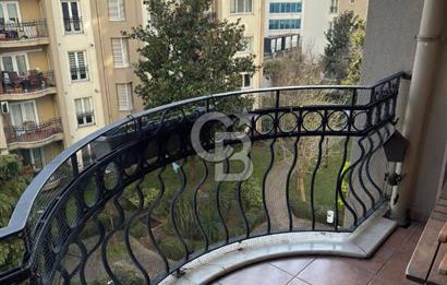 İçerenköy de sitede 3+1 ebeveyn banyolu kiralık