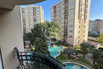 İçerenköy de sitede 3+1 ebeveyn banyolu kiralık