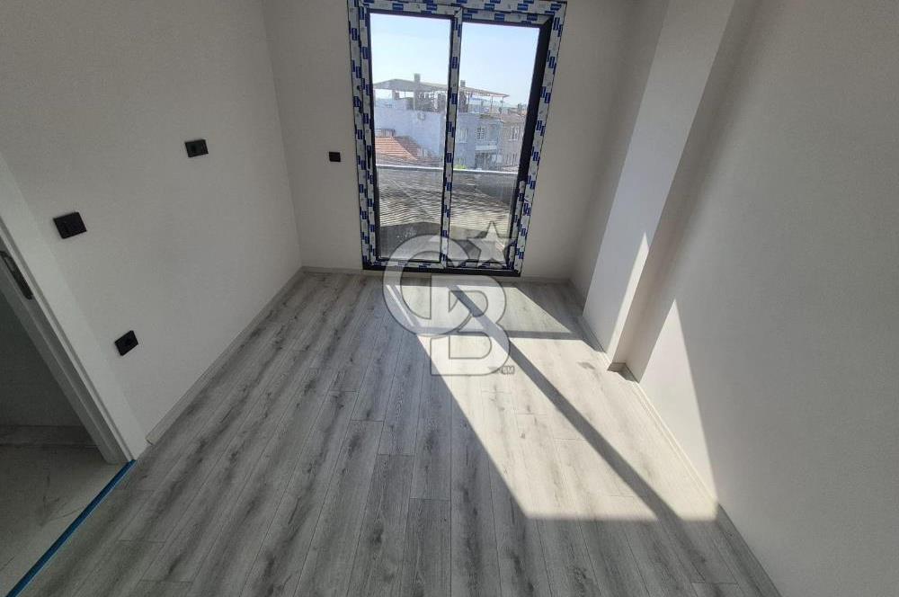 CADDE ÜZERİ SIFIR KİRALIK 2+1 DAİRE