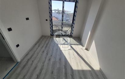 CADDE ÜZERİ SIFIR KİRALIK 2+1 DAİRE