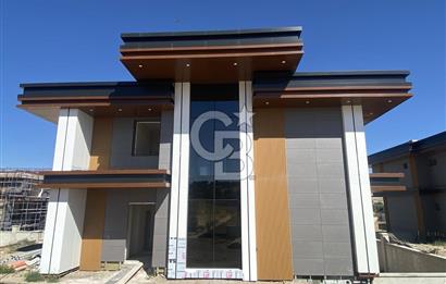 GÖLBAŞI HACILAR'DA SATILIK MÜSTAKİL VİLLA
