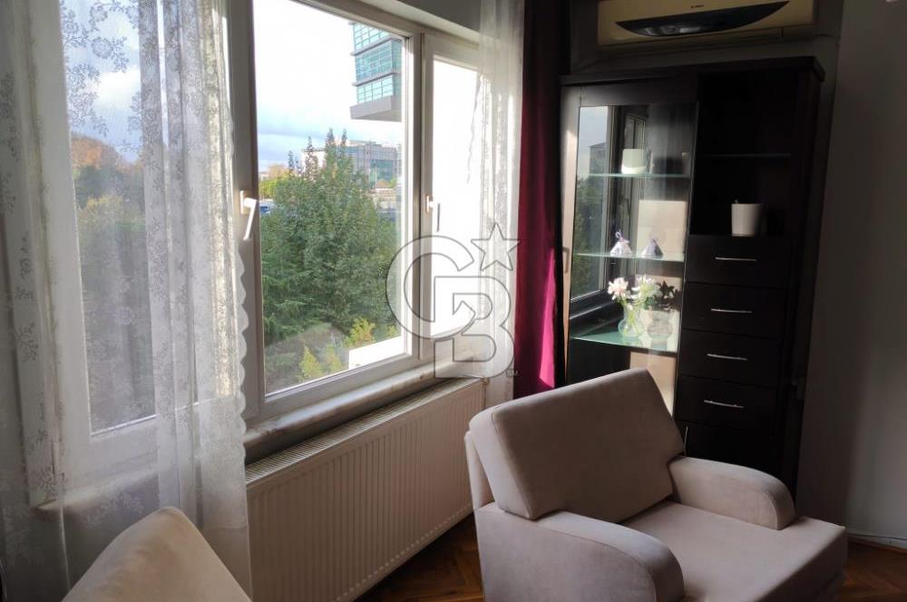 Şişli Kaptan Paşa Mah  3+1 Eşyalı Balkonlu Kiralık Köşe Dairesi