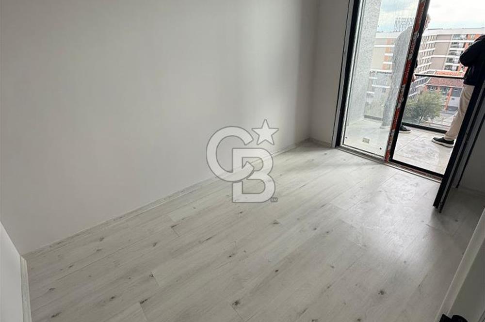 3+1 HAVUZLU GÜVENLİKLİ SİTE İÇERSİNDE DENİZ MANZARALI DAİRE