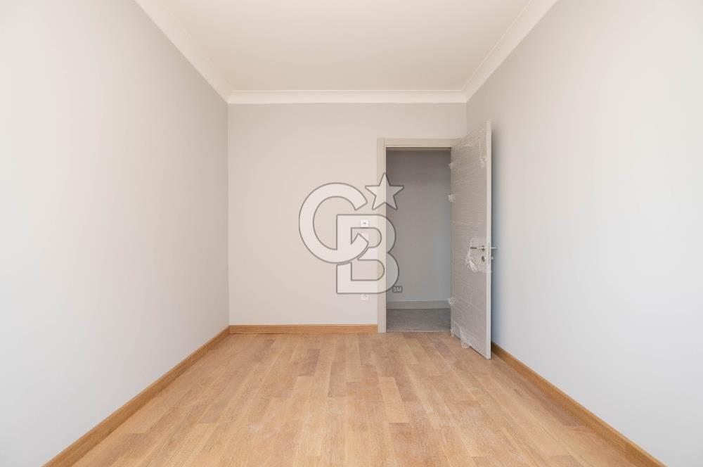 Çiftehavuzlar Sahil'de 205 m² Kapanmaz Deniz Manzaralı 4+1 Daire