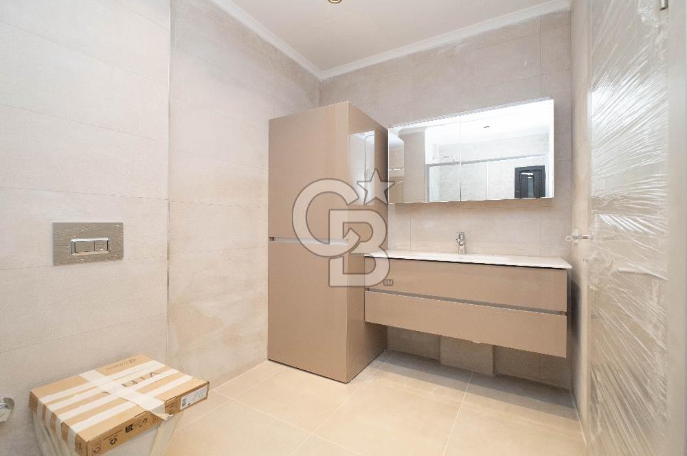 Çiftehavuzlar Sahil'de 205 m² Kapanmaz Deniz Manzaralı 4+1 Daire