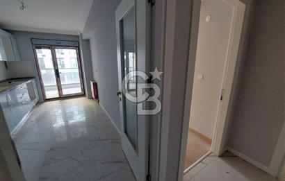 Pendik Batı mahallesi sıfır öncephe satılık 3+1 daire 105 m2 net