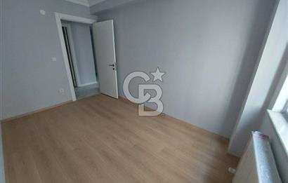 Pendik Batı mahallesi sıfır öncephe satılık 3+1 daire 105 m2 net