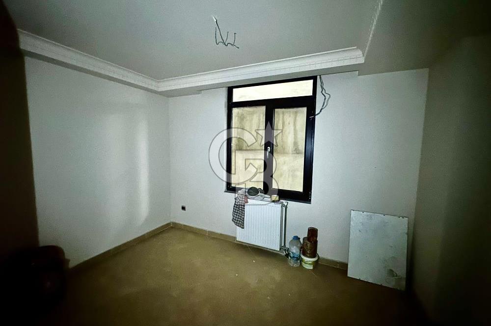 Acıbadem yaprak sokak 2+1 Satılık 