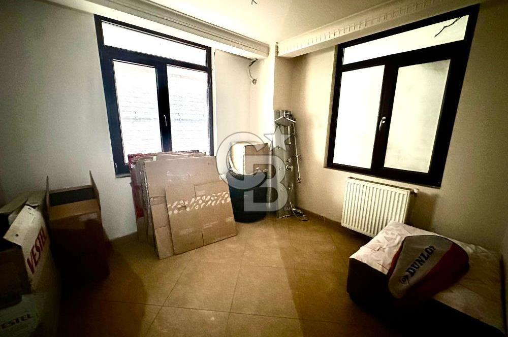 Acıbadem yaprak sokak 2+1 Satılık 