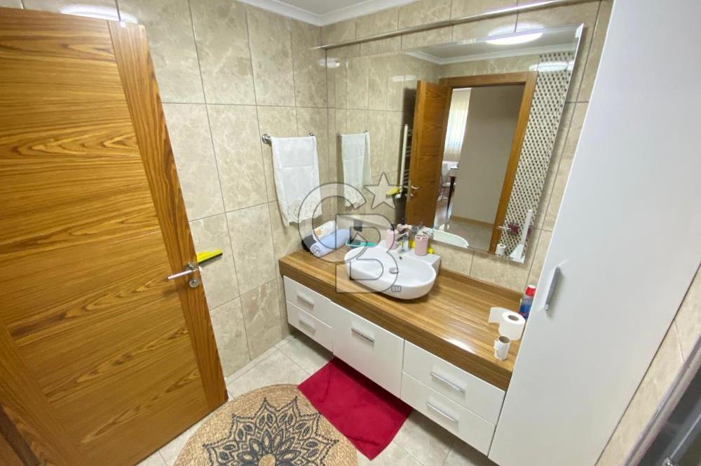 GÖLBAŞI GİRİŞİNDE KONUT & TİCARİ 4+1 SATILIK LÜKS YAPILI DAİRE