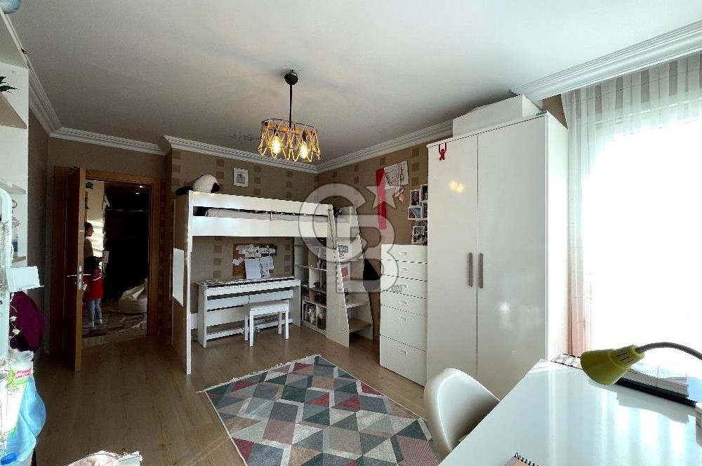 Büyükçekmece'de 4+2 Havuzlu Site, Kapanmaz Deniz Manzaralı Daire