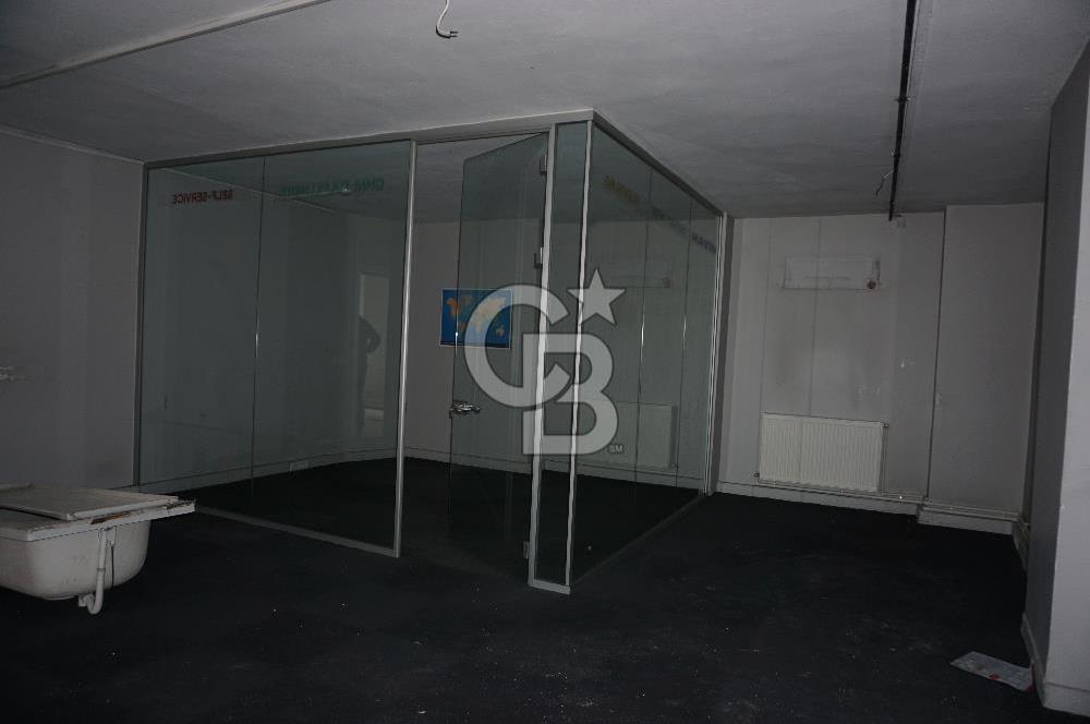Sultan Selim Caddesi Paraleli Birçok İş Koluna Uygun İş Yeri