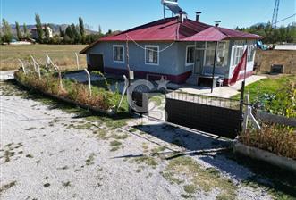 CB'DEN SATILIK GÖKSUNDA SATILIK BAĞ EVİ
