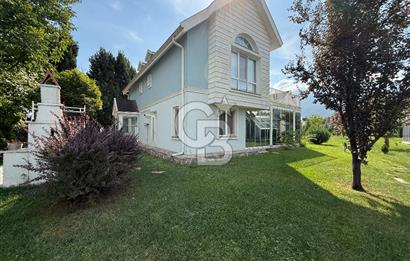 Doğayla İç İçe Butik Sitede Müstakil Villa  Kartepe Country