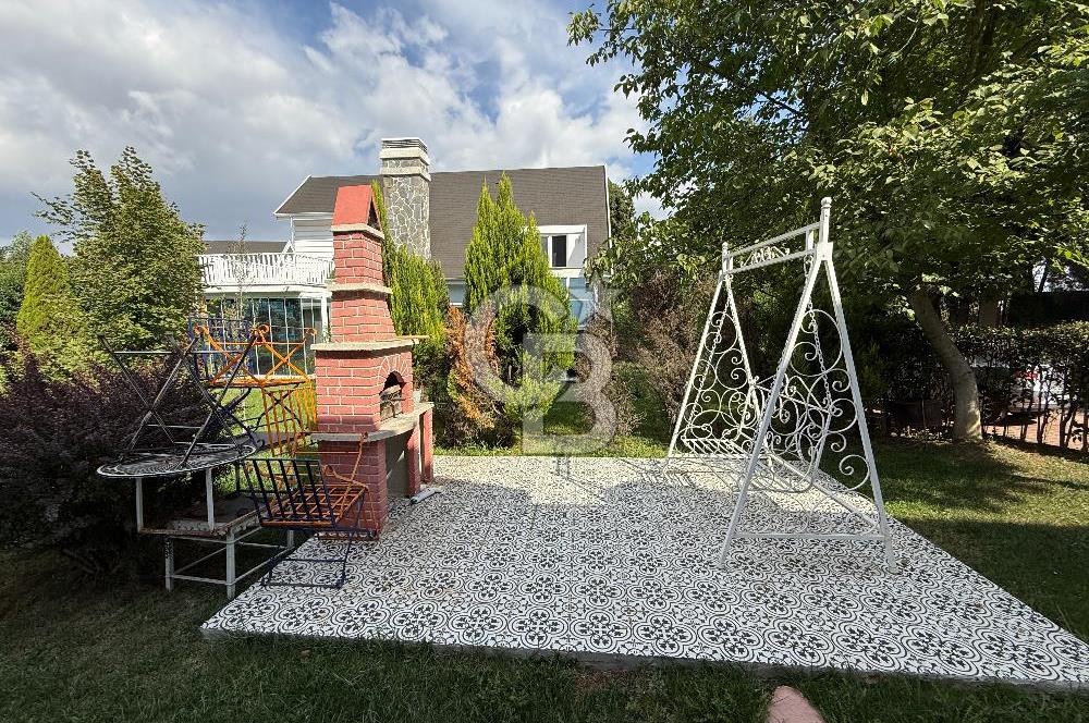 Doğayla İç İçe Butik Sitede Müstakil Villa  Kartepe Country