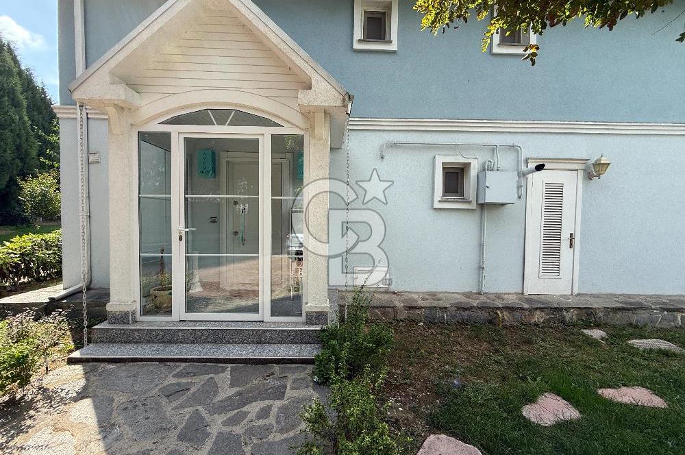 Doğayla İç İçe Butik Sitede Müstakil Villa  Kartepe Country