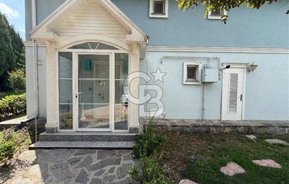 Doğayla İç İçe Butik Sitede Müstakil Villa  Kartepe Country