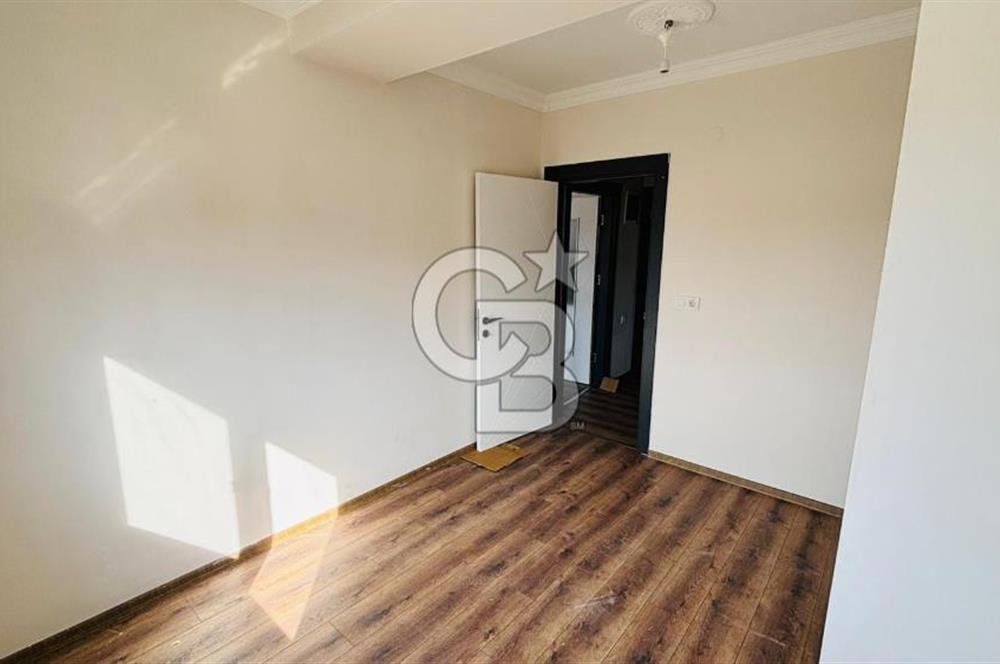 Foça Bağarası Kazım Dirik Mah. Anayola Yakın Kiralık 2+1 Daire