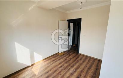 Foça Bağarası Kazım Dirik Mah. Anayola Yakın Kiralık 2+1 Daire