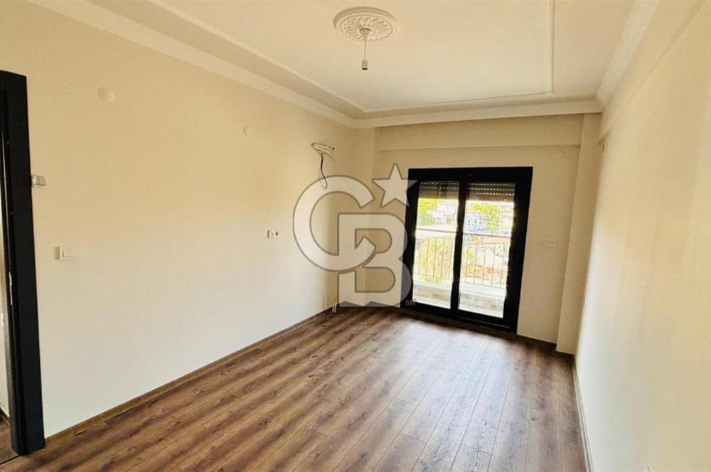 Foça Bağarası Kazım Dirik Mah. Anayola Yakın Kiralık 2+1 Daire