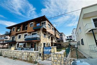 Foça Bağarası Kazım Dirik Mah. Anayola Yakın Kiralık 2+1 Daire
