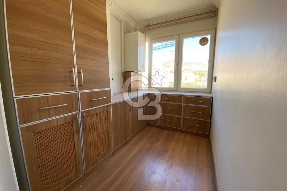 Bayraklı 75.YIL Mahalle Site İçerisinde 3+1 Kiralık Daire