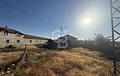 ÇANAKKALE/BAYRAMİÇ/TÜRKMENLİ KÖYÜ/SATILIK TARLA ELEKTİRİK SU VAR