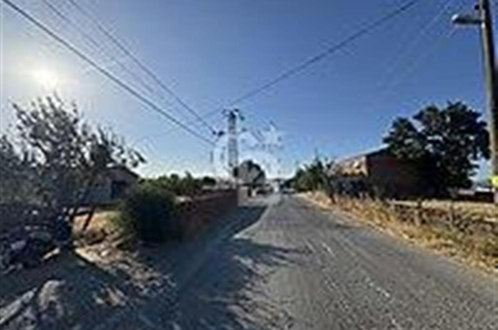 ÇANAKKALE/BAYRAMİÇ/TÜRKMENLİ KÖYÜ/SATILIK TARLA ELEKTİRİK SU VAR