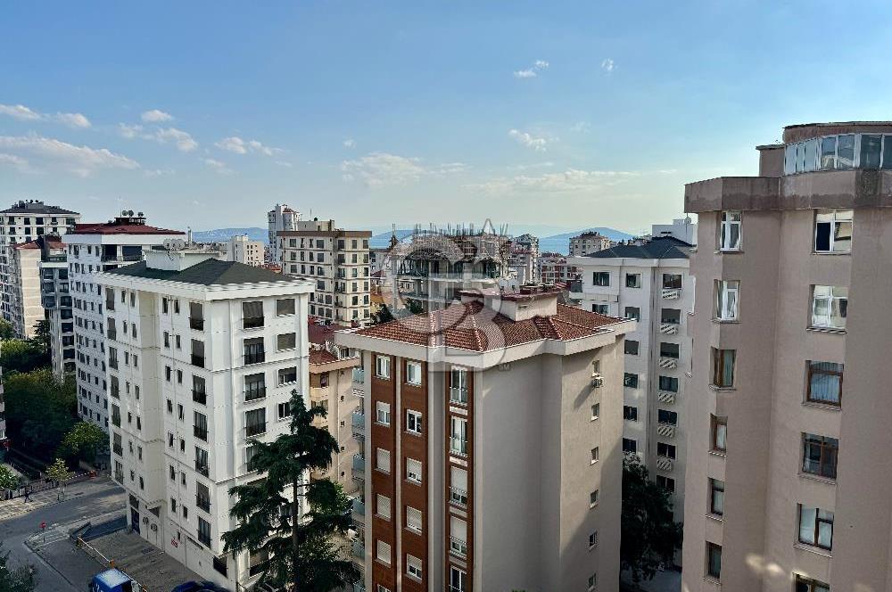 BOSTANCI’NIN PRESTİJLİ NOKTASINDA, LÜKS VE MERKEZİ 3+1 DAİRE