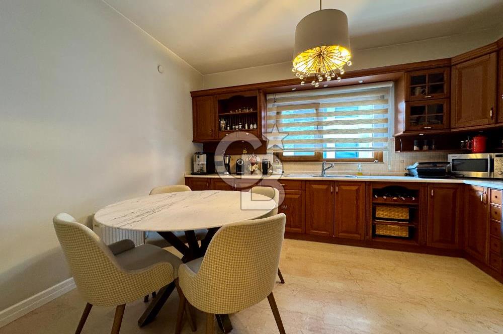 BOSTANCI’NIN PRESTİJLİ NOKTASINDA, LÜKS VE MERKEZİ 3+1 DAİRE