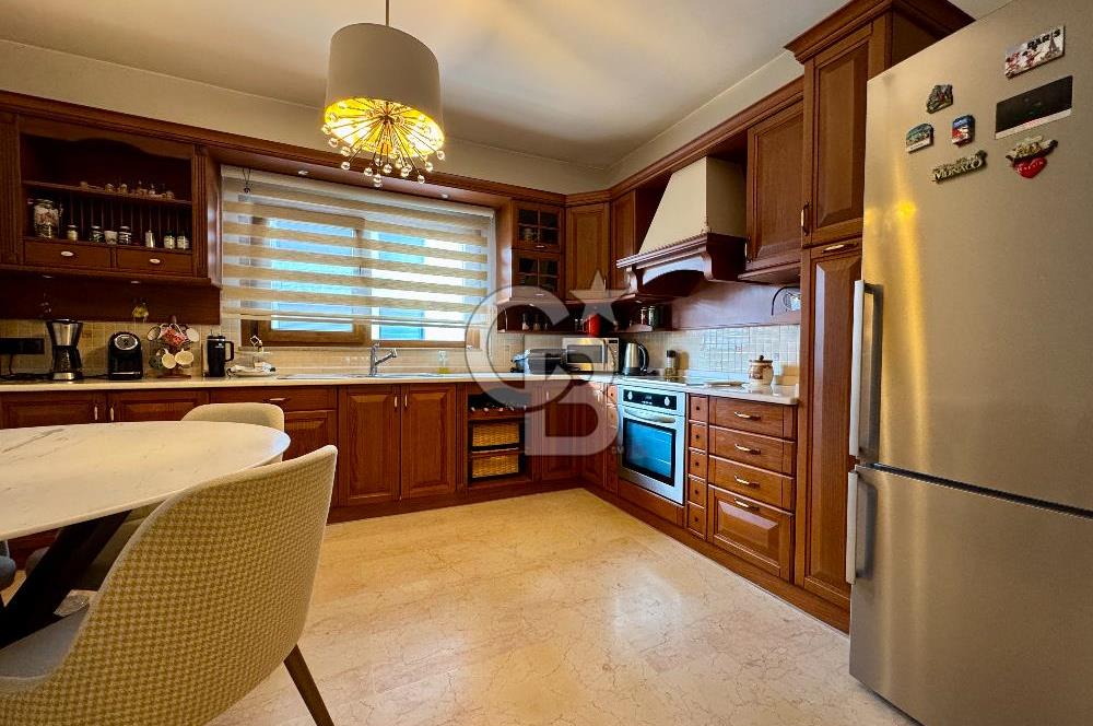 BOSTANCI’NIN PRESTİJLİ NOKTASINDA, LÜKS VE MERKEZİ 3+1 DAİRE