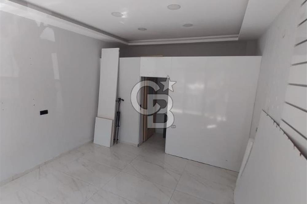 CADDE ÜZERİ RUHSATLI SATILIK DÜKKAN