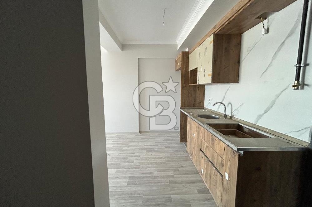 MENEMEN SEYREK 85. YIL MAHALLESİNDE SATILIK 1+1 DAİRE