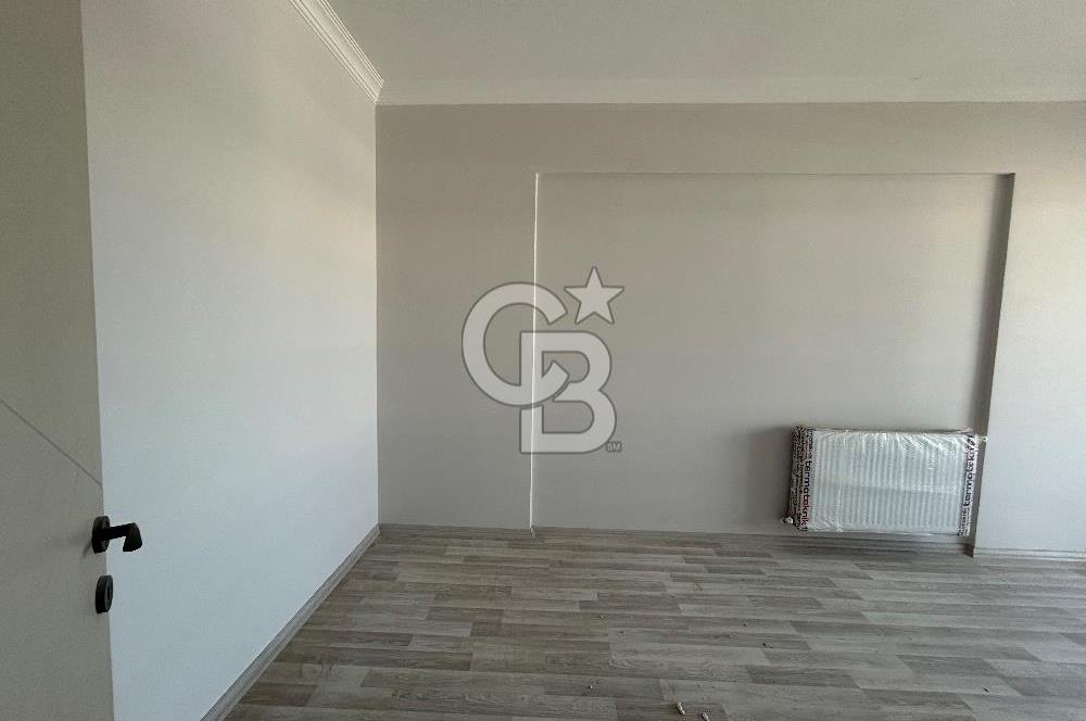 MENEMEN SEYREK 85. YIL MAHALLESİNDE SATILIK 1+1 DAİRE