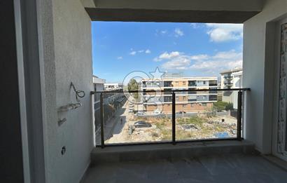 MENEMEN SEYREK 85. YIL MAHALLESİNDE SATILIK 1+1 DAİRE