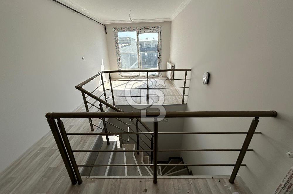 MENEMEN SEYREK TE SATILIK 1+1 DUBLEKS DAİRE