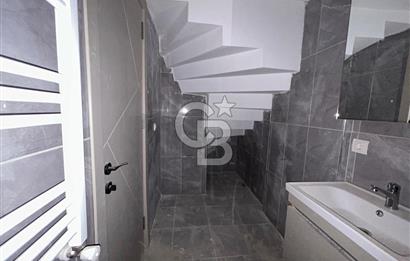 MENEMEN SEYREK TE SATILIK 1+1 ÇATI DUBLEKS DAİRE