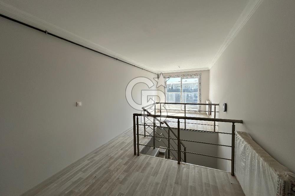 MENEMEN SEYREK TE SATILIK 1+1 ÇATI DUBLEKS DAİRE