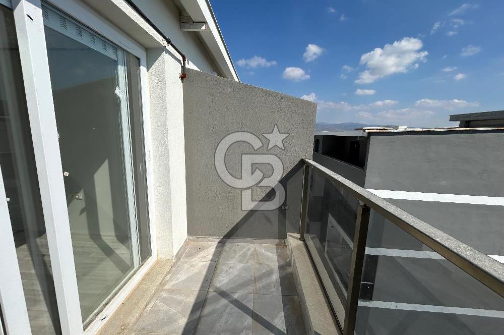 MENEMEN SEYREK TE SATILIK 1+1 ÇATI DUBLEKS DAİRE